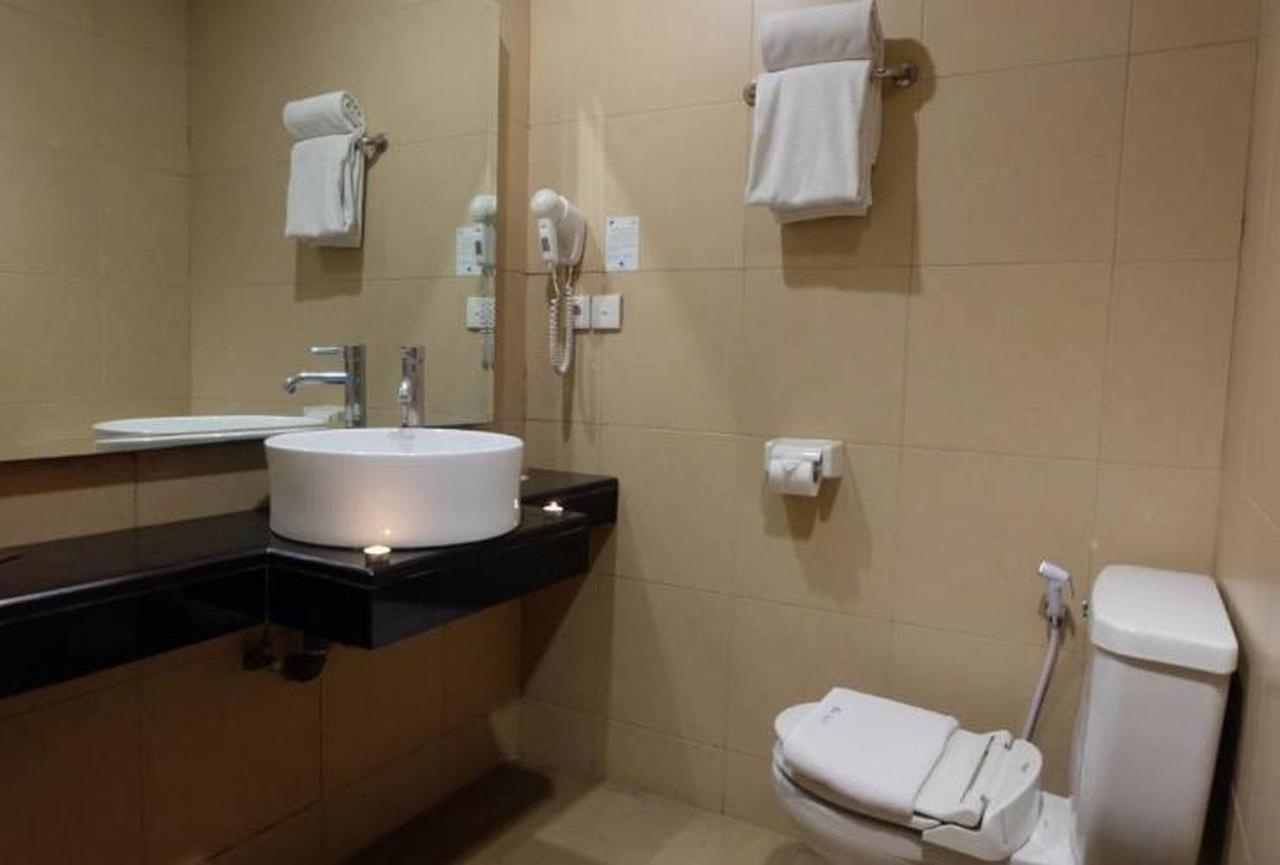 Hotel Blue Pacific جاكرتا المظهر الخارجي الصورة